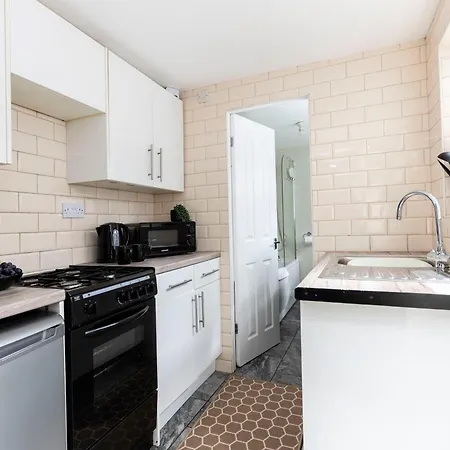 The Storybook 기스버러