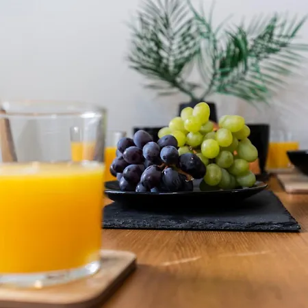 The Storybook Nyaraló